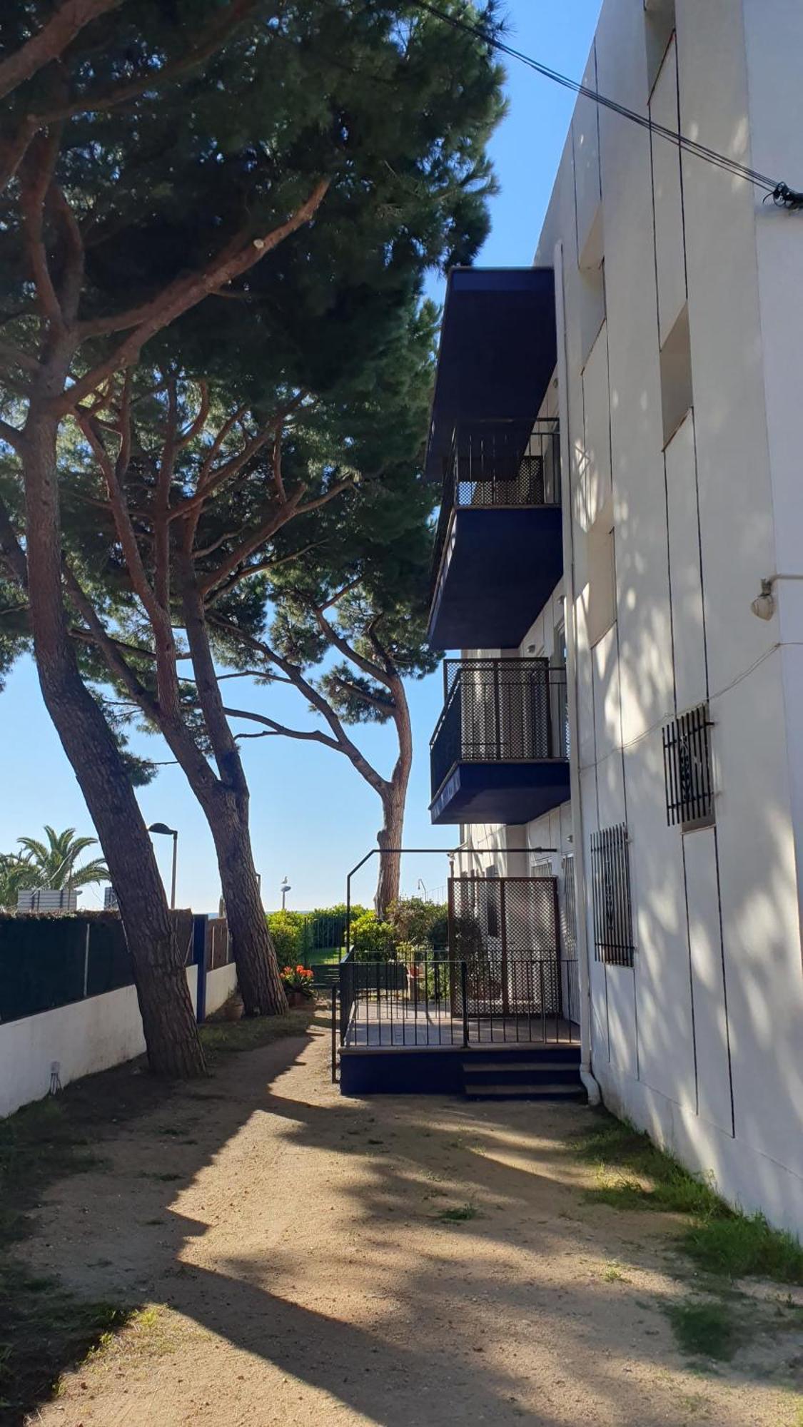 Apartaments Les Roques 普拉加德阿罗 外观 照片